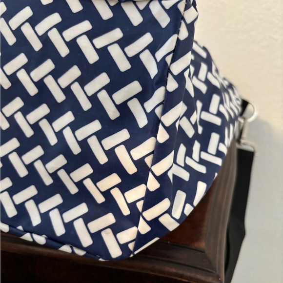 Scout Navy and White Patterned Medium Tote with Detachable Black Strap - Picture 7 of 12